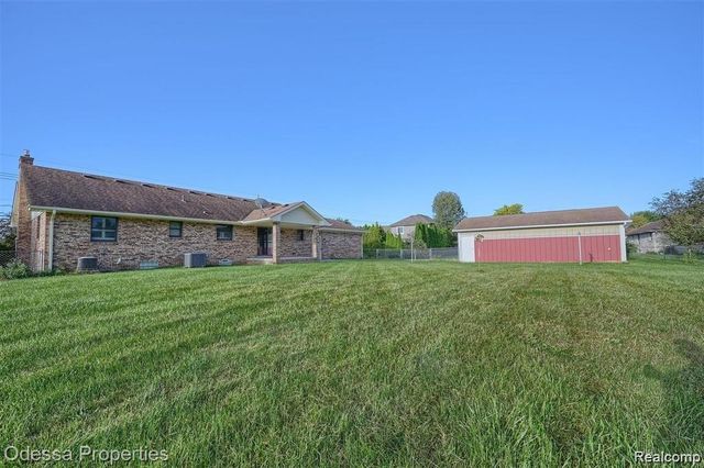 16185 24 MILE Road, Macomb Township, MI 48042
