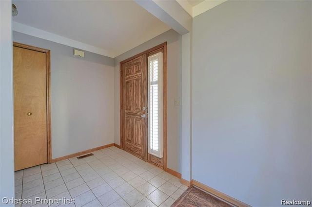 16185 24 MILE Road, Macomb Township, MI 48042