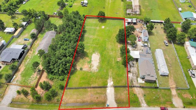 387 Road 5124, Cleveland, TX 77327