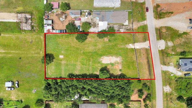 387 Road 5124, Cleveland, TX 77327