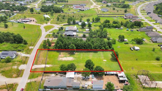 387 Road 5124, Cleveland, TX 77327