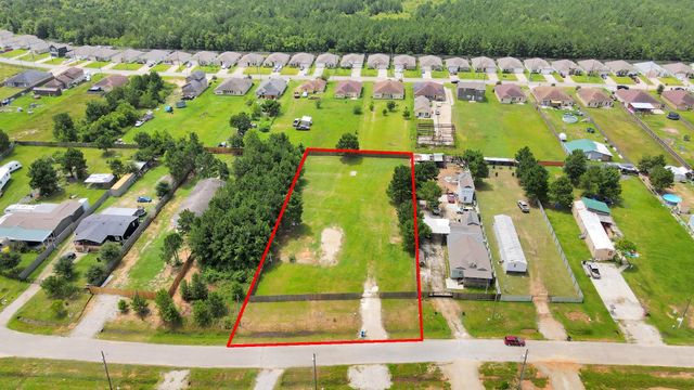 387 Road 5124, Cleveland, TX 77327