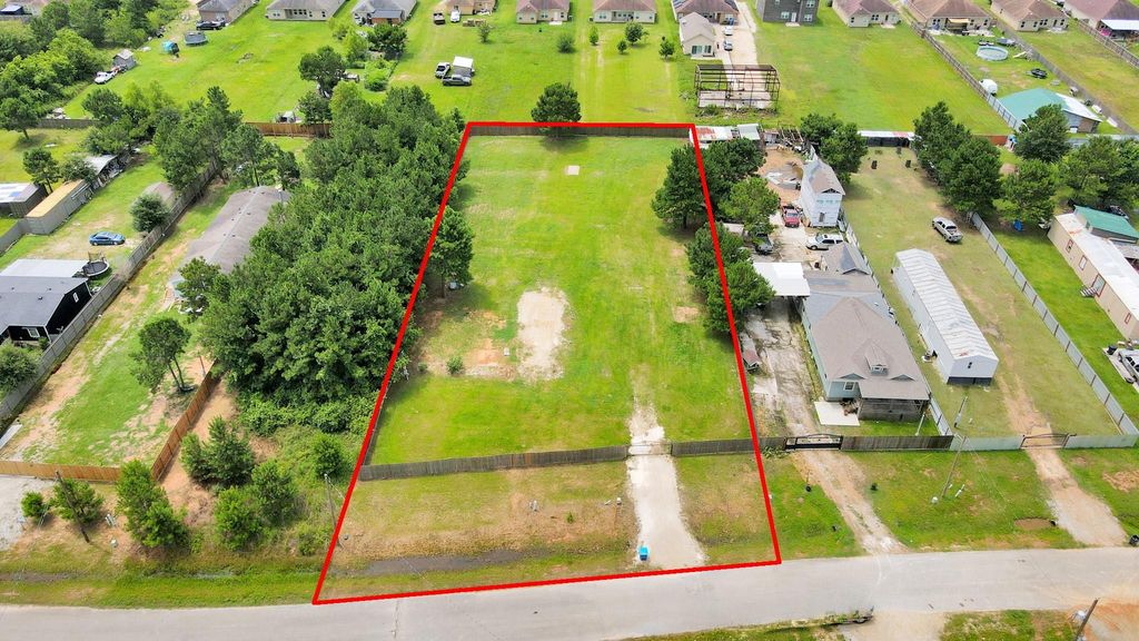 387 Road 5124, Cleveland, TX 77327