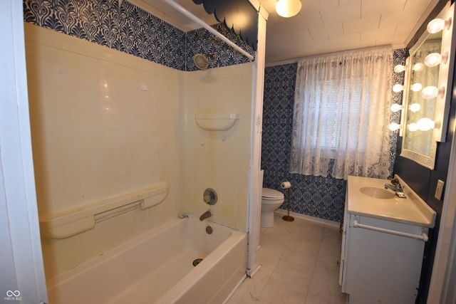 6414 N Main Street, Willow Branch, IN 46186