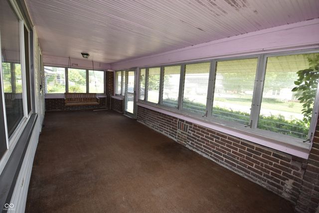 6414 N Main Street, Willow Branch, IN 46186