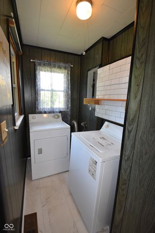 6414 N Main Street, Willow Branch, IN 46186