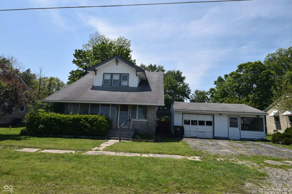 6414 N Main Street, Willow Branch, IN 46186