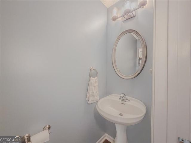 3100 Oak Ridge Lane, Loganville, GA 30052