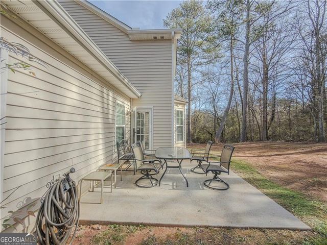 3100 Oak Ridge Lane, Loganville, GA 30052