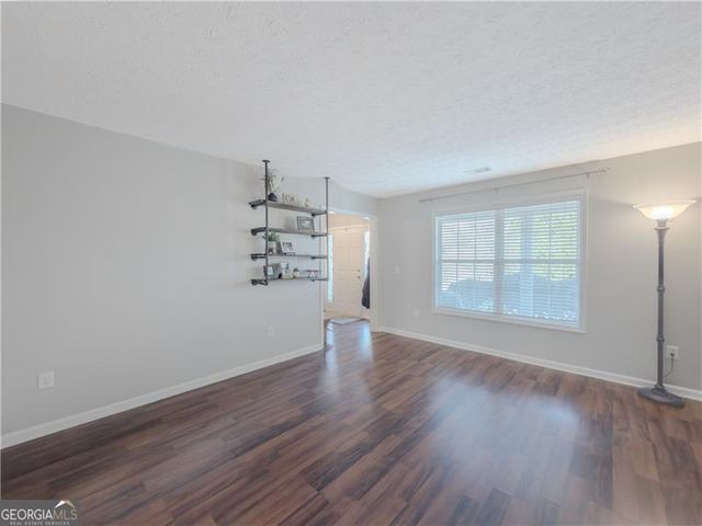 3100 Oak Ridge Lane, Loganville, GA 30052