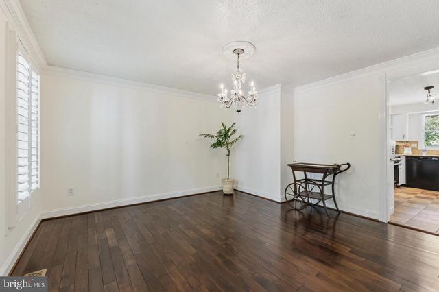8181 ERIKA DR, Manassas, VA 20112