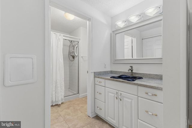 8181 ERIKA DR, Manassas, VA 20112