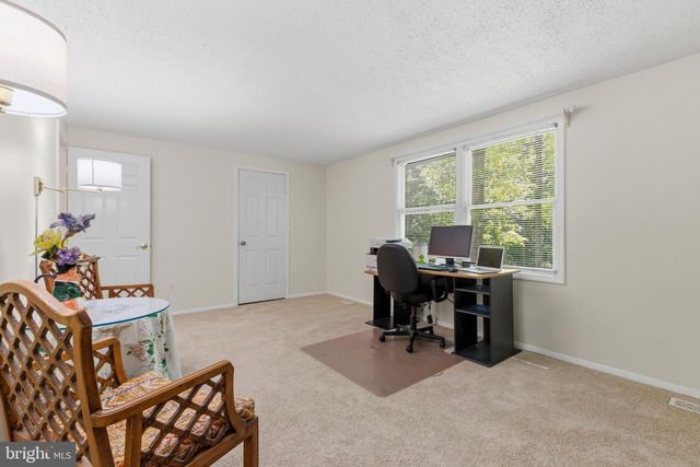 8181 ERIKA DR, Manassas, VA 20112