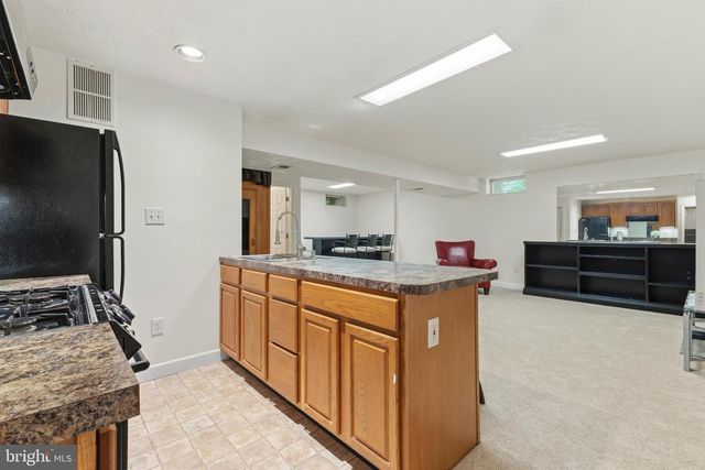 8181 ERIKA DR, Manassas, VA 20112