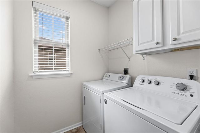 5245 Overland Drive B22, Lawrence, KS 66049
