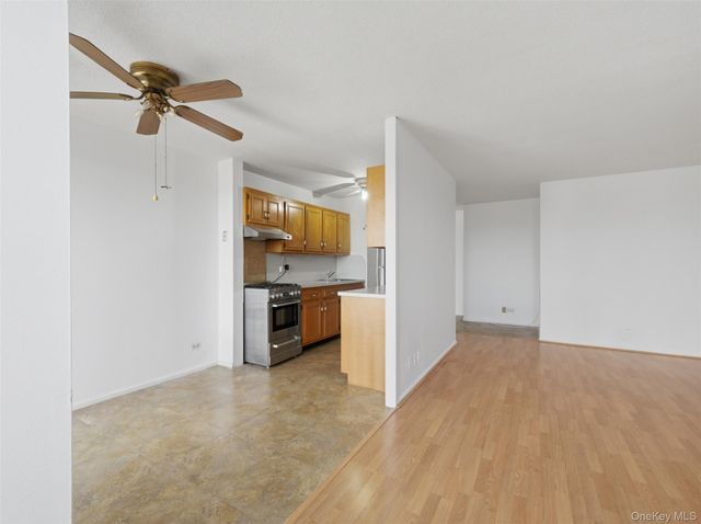 290 W 232nd Street 11E, Bronx, NY 10463