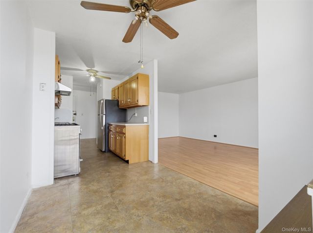 290 W 232nd Street 11E, Bronx, NY 10463