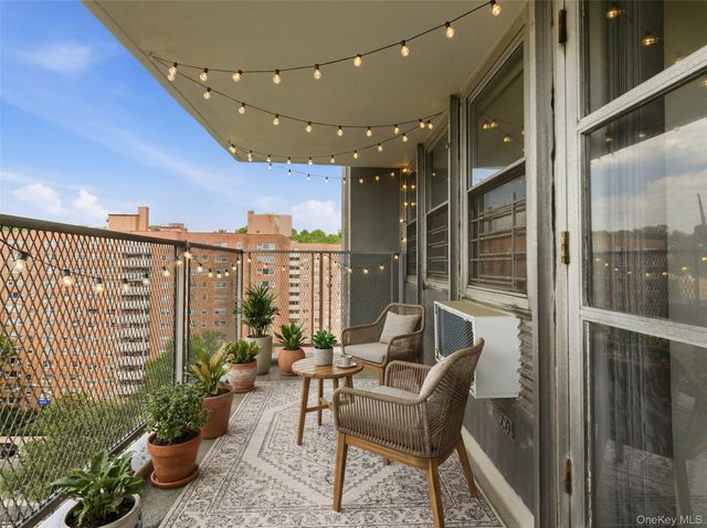 290 W 232nd Street 11E, Bronx, NY 10463