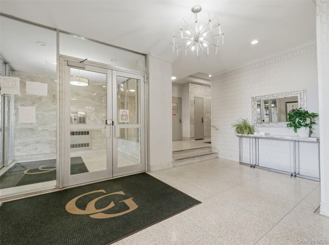 290 W 232nd Street 11E, Bronx, NY 10463