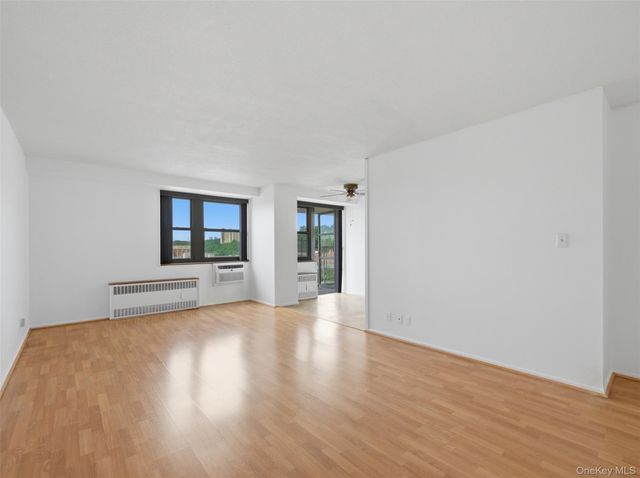 290 W 232nd Street 11E, Bronx, NY 10463
