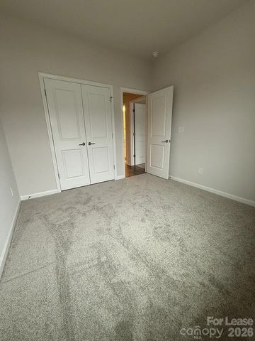 5029 Sunnybrae Place, Charlotte, NC 28262