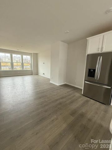 5029 Sunnybrae Place, Charlotte, NC 28262