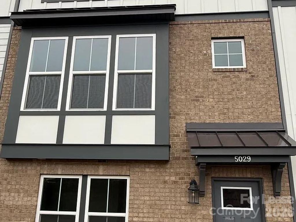 5029 Sunnybrae Place, Charlotte, NC 28262