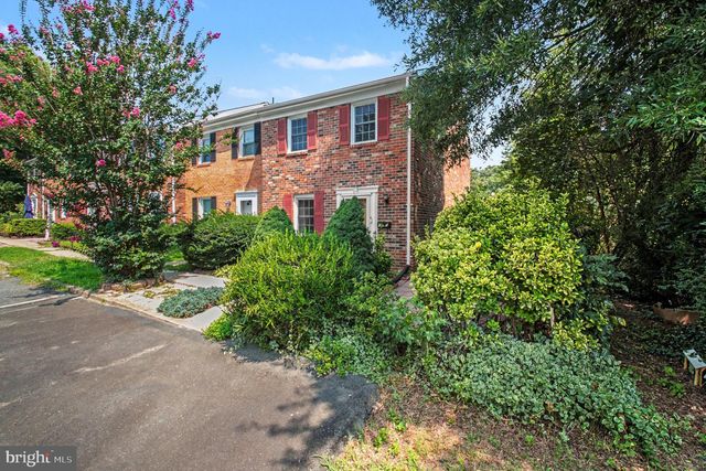 600 OLDE GREENWICH CIR, Fredericksburg, VA 22408