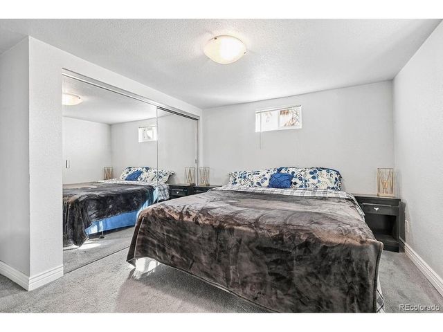 2545 S Estes Ct, Lakewood, CO 80227