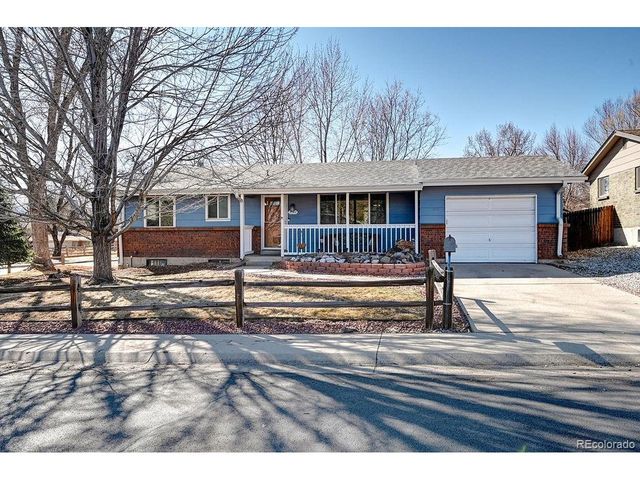 2545 S Estes Ct, Lakewood, CO 80227