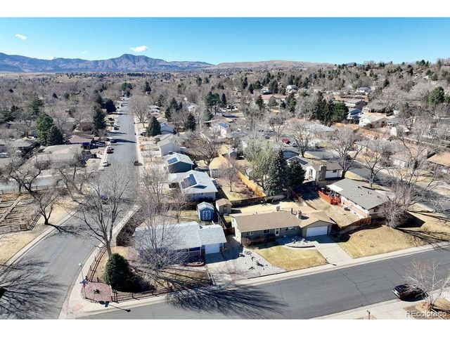 2545 S Estes Ct, Lakewood, CO 80227