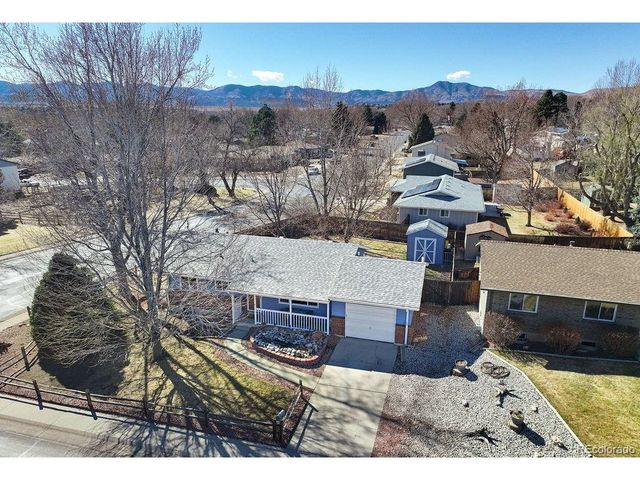2545 S Estes Ct, Lakewood, CO 80227