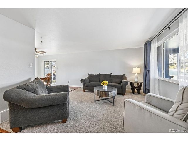 2545 S Estes Ct, Lakewood, CO 80227