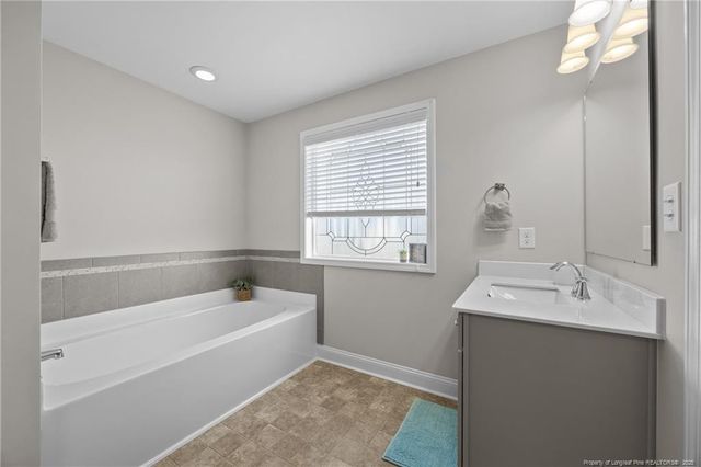 2229 Courtland Drive, Fayetteville, NC 28314