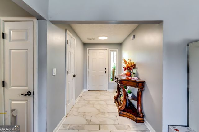 2582 Rosecommons Drive, Hampton, GA 30228