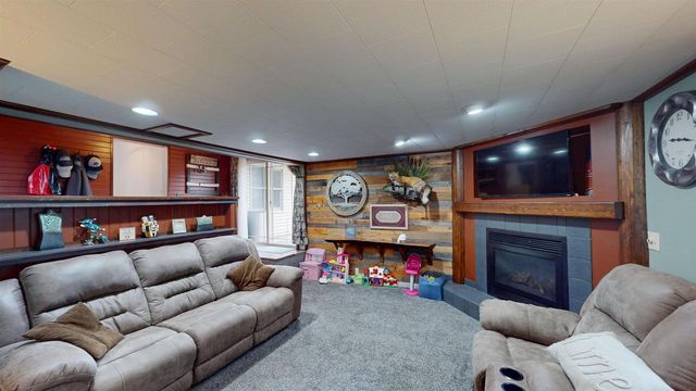 406 N 3RD STREET, Colby, WI 54421