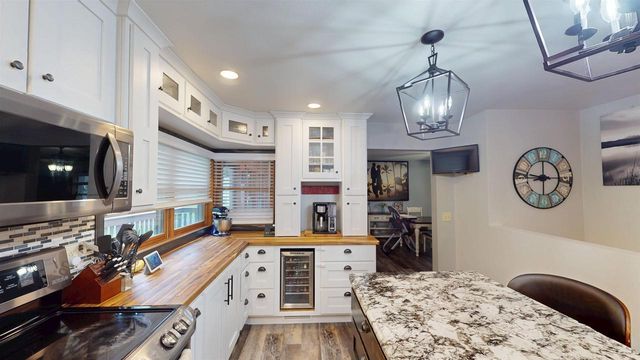 406 N 3RD STREET, Colby, WI 54421