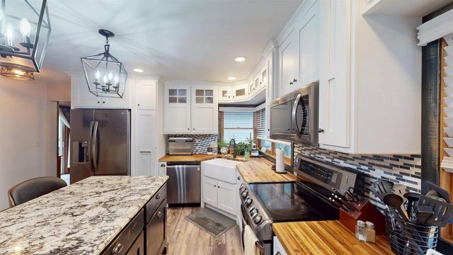 406 N 3RD STREET, Colby, WI 54421