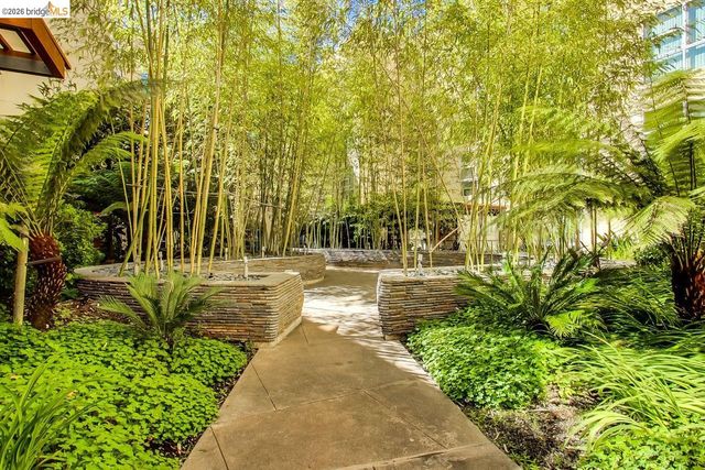 585 9Th St 441, Oakland, CA 94607