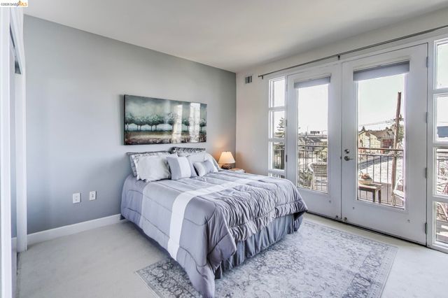 585 9Th St 441, Oakland, CA 94607