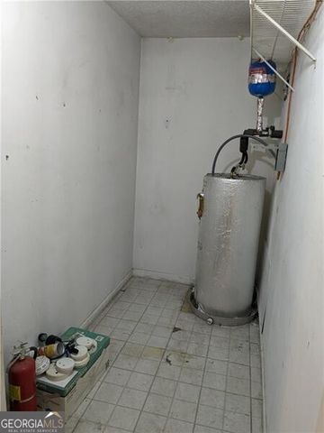 524 Northridge Crossing Drive, Atlanta, GA 30350