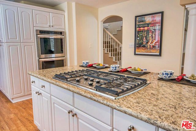 7830 W 83rd Street, Playa Del Rey (los Angeles), CA 90293