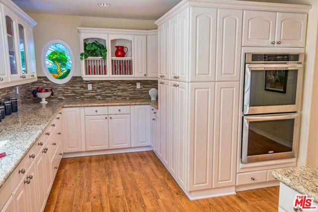 7830 W 83rd Street, Playa Del Rey (los Angeles), CA 90293
