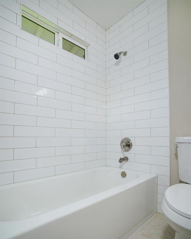 9181 Lujan Dr, Elk Grove, CA 95624
