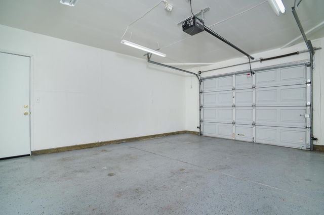 9181 Lujan Dr, Elk Grove, CA 95624