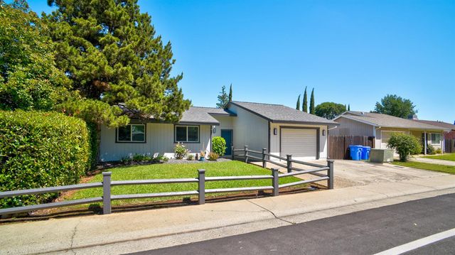 9181 Lujan Dr, Elk Grove, CA 95624