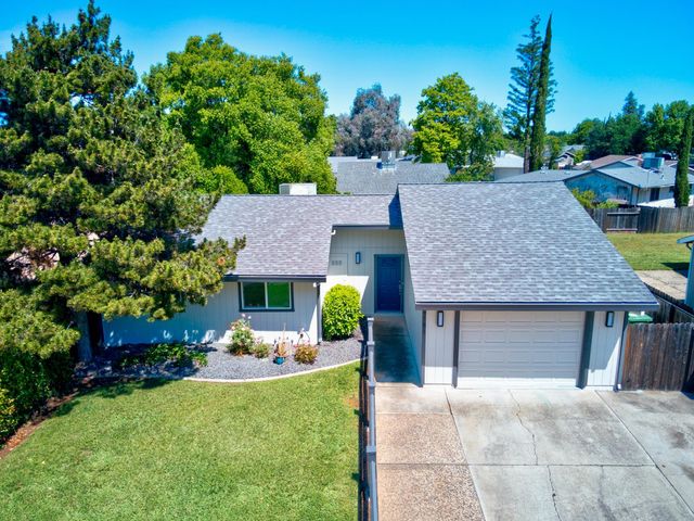 9181 Lujan Dr, Elk Grove, CA 95624
