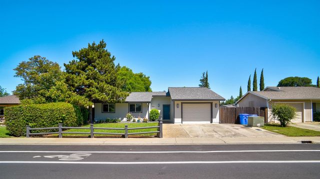 9181 Lujan Dr, Elk Grove, CA 95624