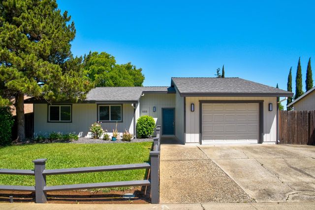 9181 Lujan Dr, Elk Grove, CA 95624