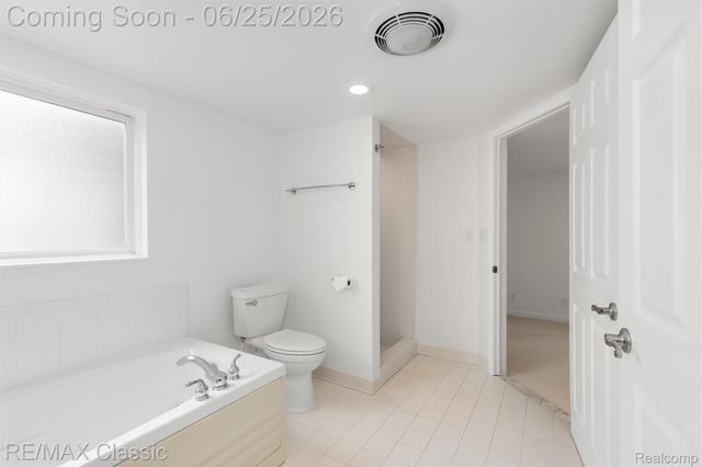 605 Fernwood Road, Royal Oak, MI 48067